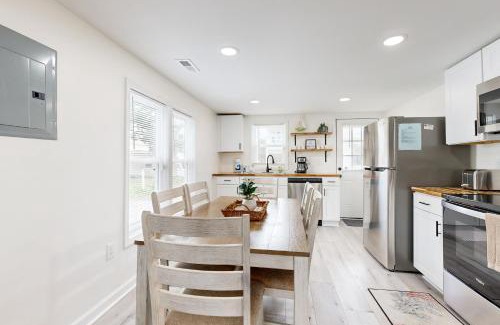 Garden City House | The Cheeky Crab - Whole House