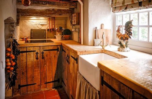 Saint Athan Apartment | The Cheese House, Gileston Manor