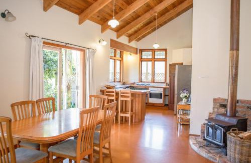 Hahei Hotel | The Church Accommodation