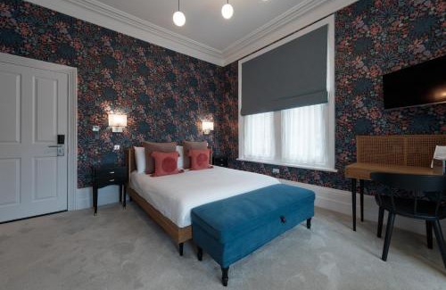 Southsea Hotel | The Clarence Boutique Rooms