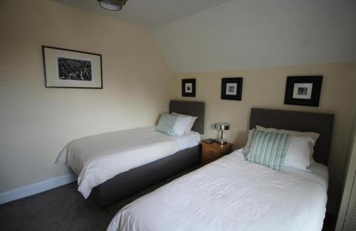 Stroud Hotel | The Clothiers Arms