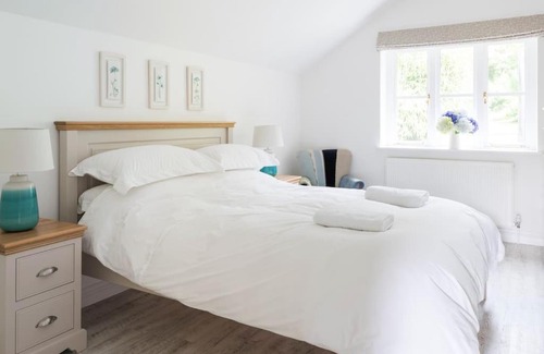 Kingsbridge House | The Coach House at Lower Coombe Royal- Family/Dogs