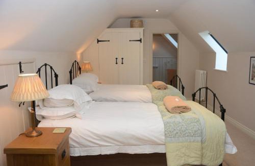 Pickering House | The Coach House at Noelle's Cottages
