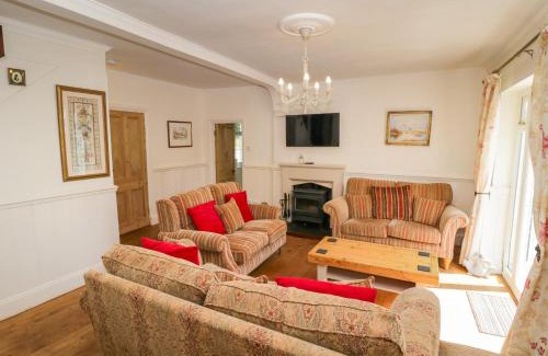 Dawlish House | The Coach House