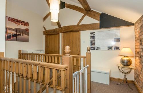 Oswestry House | The Coach House