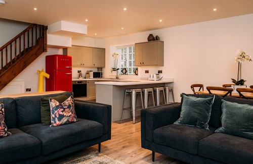 Clitheroe Cottage | THE COACHMEN, family friendly in Waddington