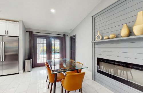Port Charlotte - Charlotte Harbor House | The Coastal Daisy