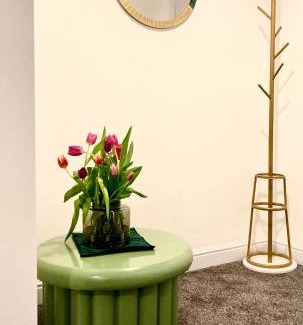 Liverpool Apartment | The Comfy Flat- Modern & Bright 2 Bedrooms Apartment