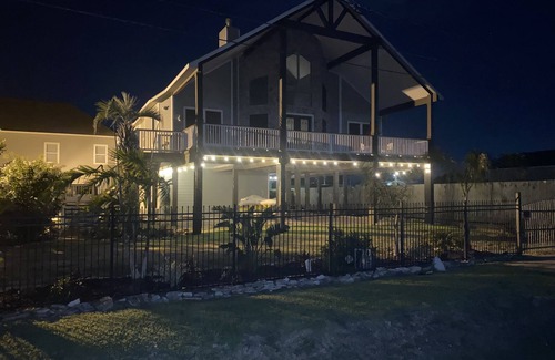 San Leon Villa | The Compound in Sunny San Leon