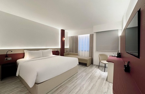 Phuong 6 Hotel | The Concept Hotel HCMC - Premium