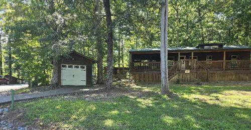 Blairsville Cabin | The Copperhead Lodge & Resort