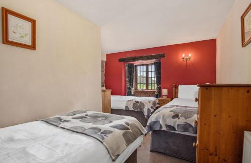 Coniston House | The Coppermines Mountain Cottages - Sawyers, Millrace, Pelton Wheel, Sleeps 16