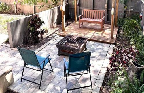 Palm Coast House | The Coral Cabana