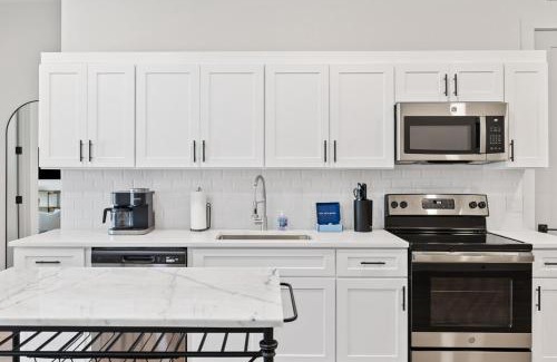 Fort Worth Apartment | The Corbin 1304 - The Brown
