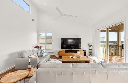 Corlette House | The Corlette Beach Retreat