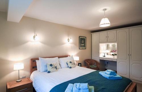 Lyth Hill House | The Corn House - Cottage