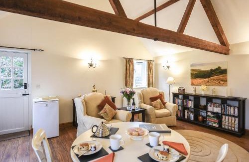 Lyth Hill House | The Corn House - Cottage