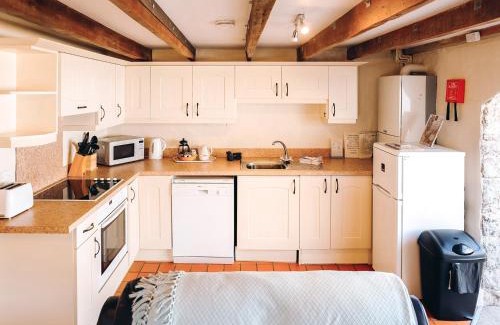 Lydstep House | The Corn Store - Uk6716