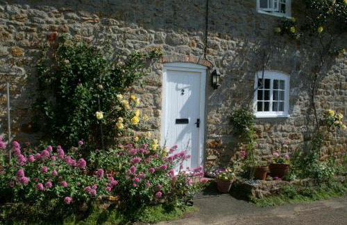 Abbotsbury House | The Cottage Abbotsbury