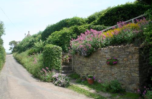 Abbotsbury House | The Cottage Abbotsbury