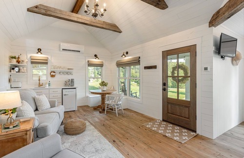 Hendersonville Cottage | The Cottage At Eagles View