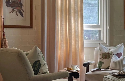 East Kangaloon Cottage | The Cottage at Wombat Hollow Accommodationnn