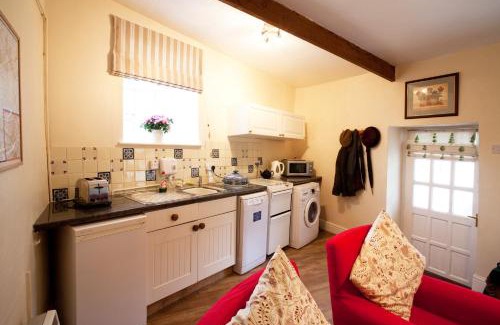 Bath House | The Cottage at Weston Lawn