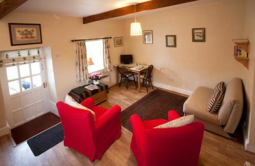 Bath House | The Cottage at Weston Lawn