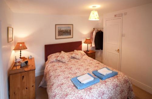 Bath House | The Cottage at Weston Lawn