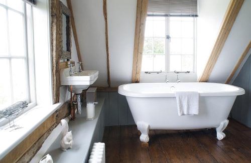 Saxmundham House | The Cottage by The Suffolk Cottage Collection