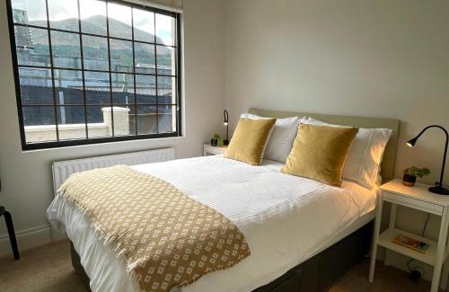 Newcastle House | The Cottage Central Newcastle