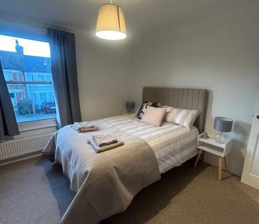 Bromley Common and Keston House | The Cottage