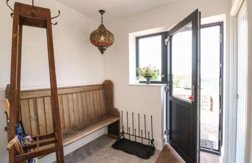 Stonedge House | The Cottage
