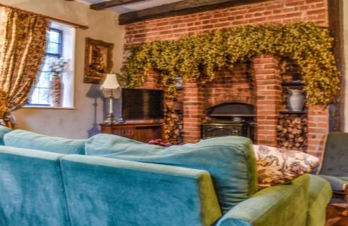 East Bergholt House | The Cottage