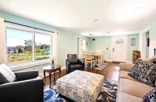 Preston Bed & Breakfast | The Cottage Inn Homestead Suite # 4