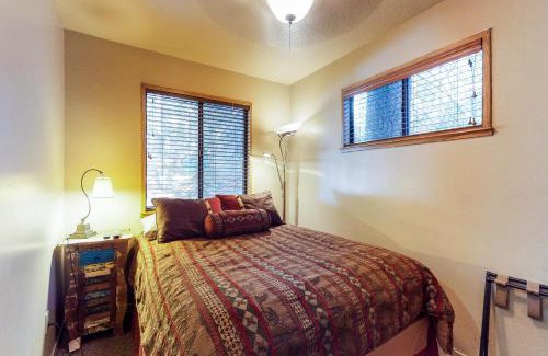 Shaver Lake House | The Cottage