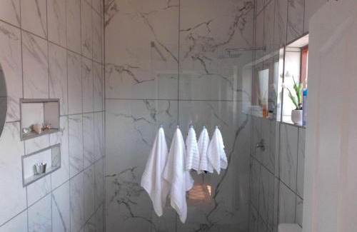 Krugersdorp Apartment | The Cottage