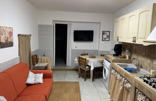 Borgo Vecchio House | The Cousins' House