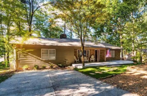 Guntersville House | The Cousins LakeHouse on Lake Guntersville