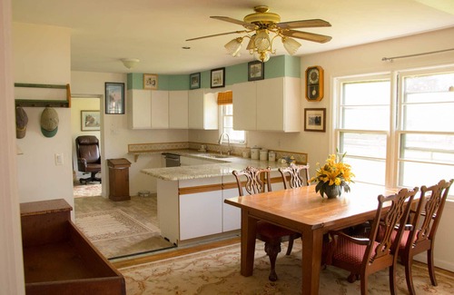 Elkton Cottage | The Cove On The Waterfront
