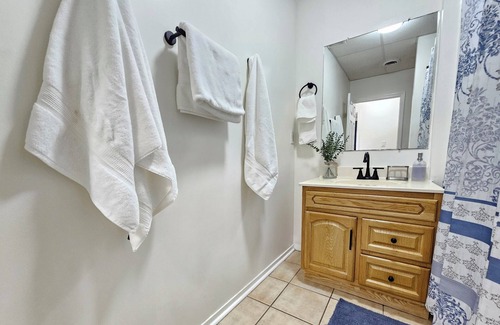 Johnson City House | The Cozy Corner - 1.5 mins to ETSU