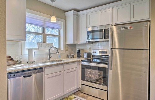 Branson House | ‘The Cozy Cottage’ w/Lake Taneycomo Access!