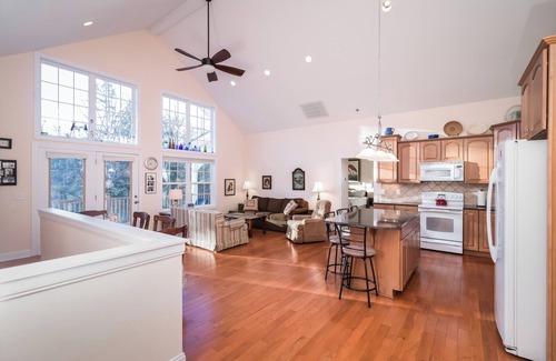 Bowling Green House | The Cozy Cove - Lake House on Lake Wylie Nc
