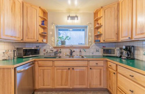 Fairbanks House | The Cozy Harriet Log Home