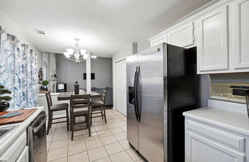 Johns Creek House | The Cozy Nest - Home Away From Home