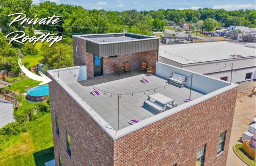 Clarksville Apartment | The Crash Pad at The Spot on 281 Liberty Pkwy