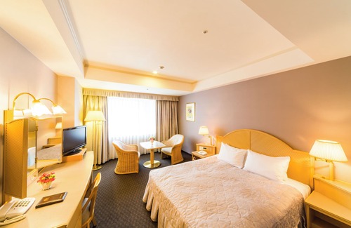 Hommachi Hotel | The Crown Palais New Hankyu Kochi
