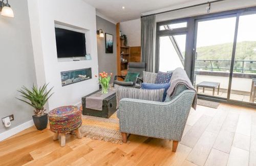 Maenporth Apartment | The Crows Nest