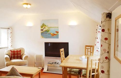 Polperro Bed & Breakfast | The Crumplehorn Inn & Mill