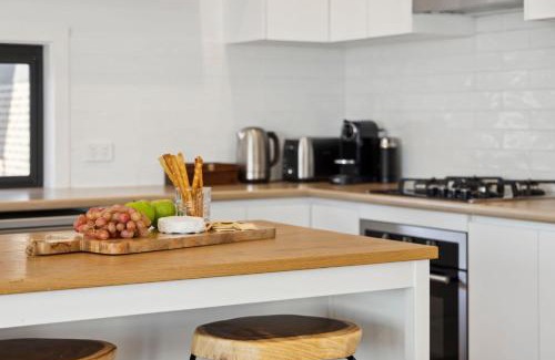 Jindabyne Apartment | The Crystal Palace 3